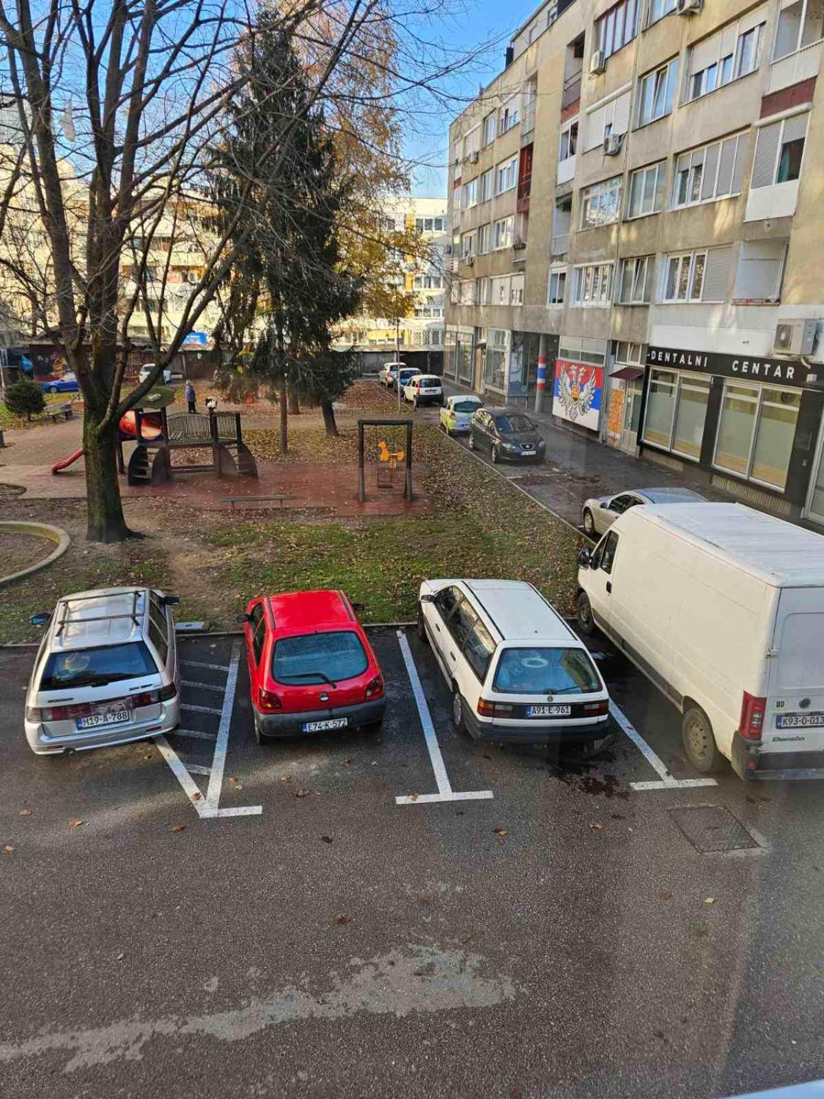 Apartman Centar Bulevar Ex Sa Garazom Banja Luka Exterior photo