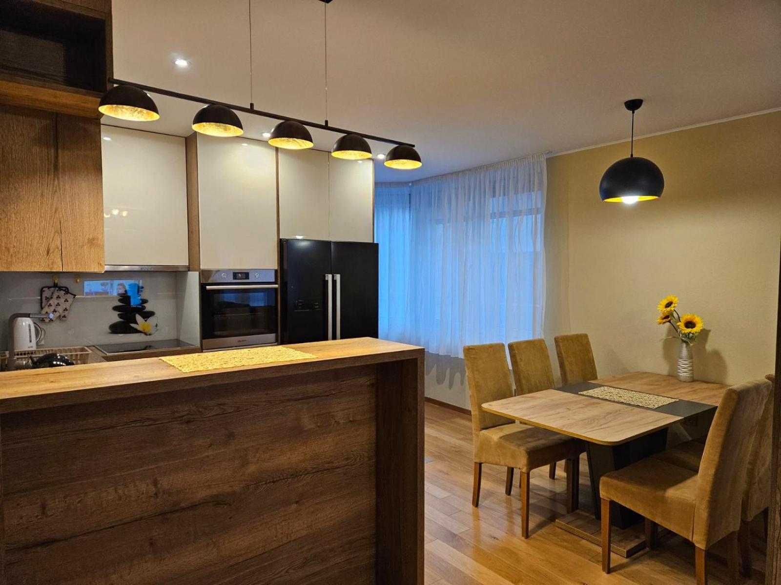 Apartman Centar Bulevar Ex Sa Garazom Banja Luka Exterior photo